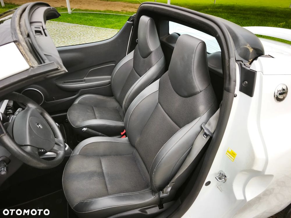 Renault Wind TCe 100 Night and Day - 11