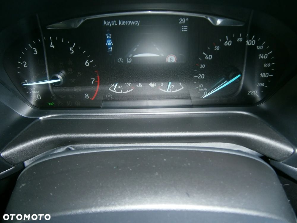 Ford Fiesta 1.0 EcoBoost S&S TITANIUM X - 32
