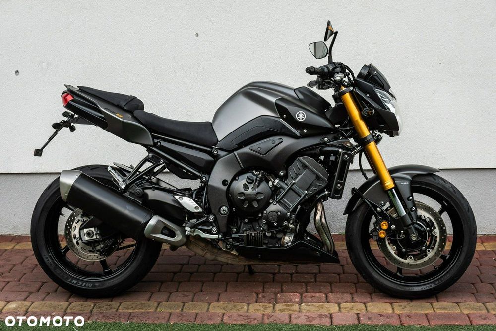 Yamaha FZ - 2