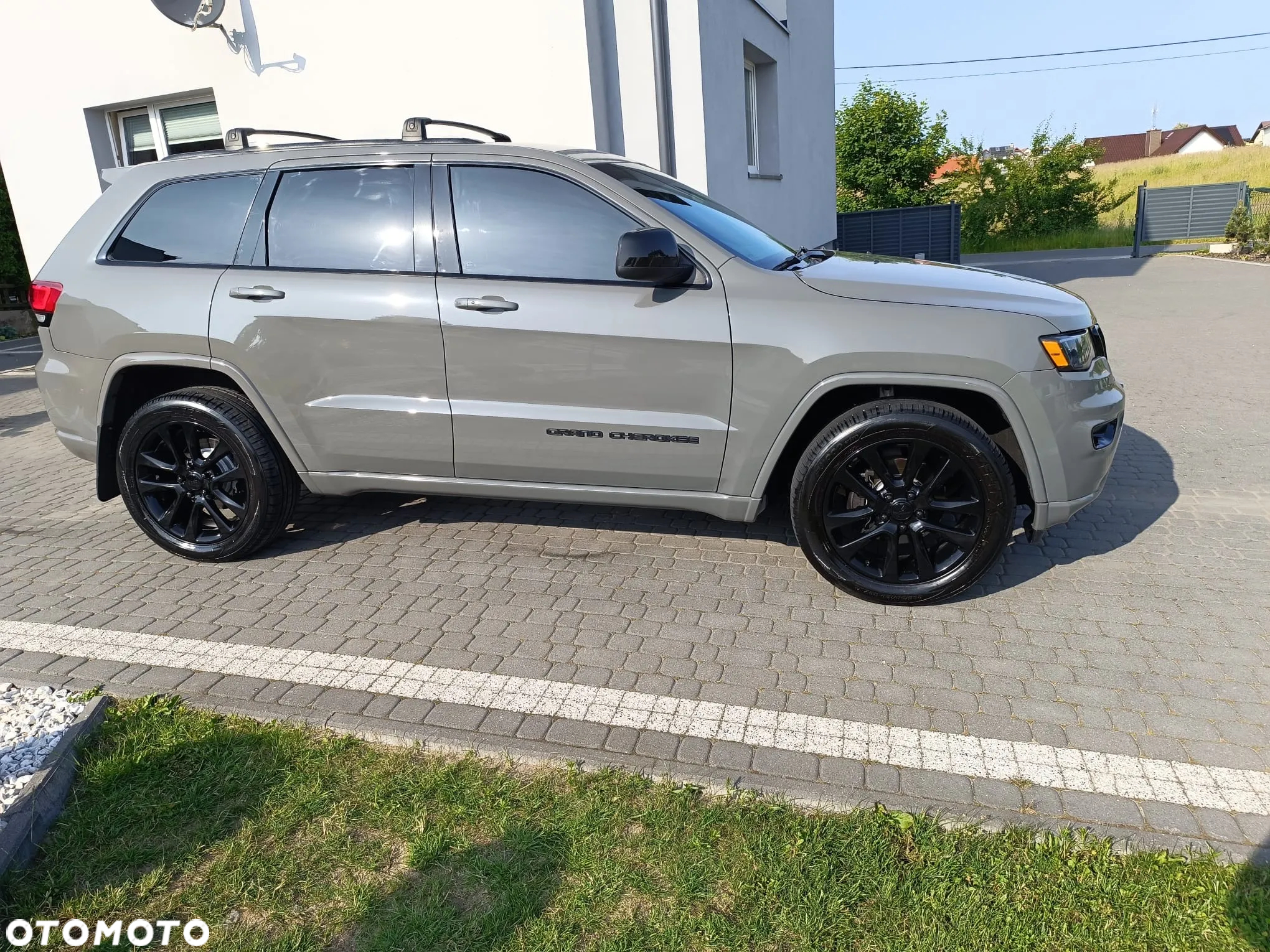 Jeep Grand Cherokee 3.6 V6 Pentastar 4WD Automatik Laredo - 29