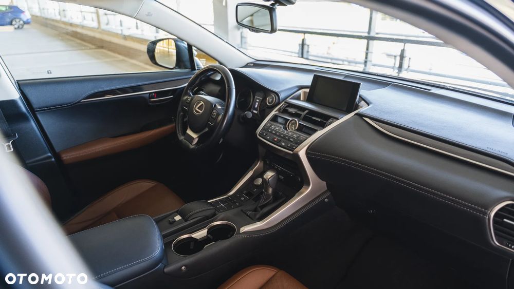 Lexus NX 200t Prestige AWD - 9