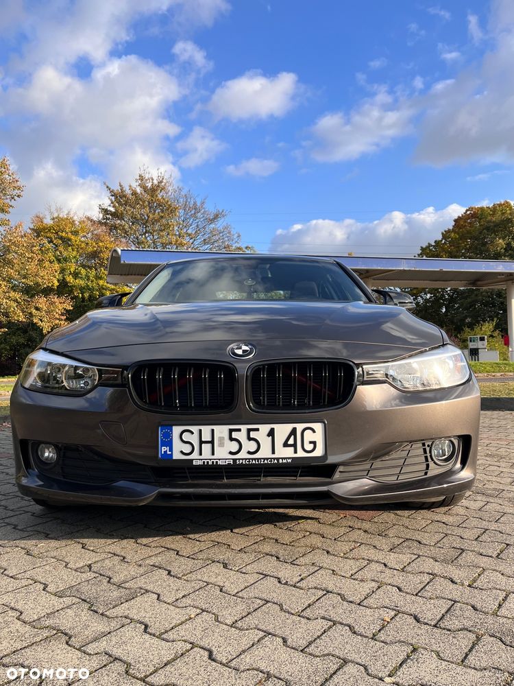 BMW Seria 3 320d xDrive - 5