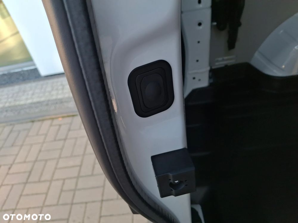 Volkswagen Transporter - 31