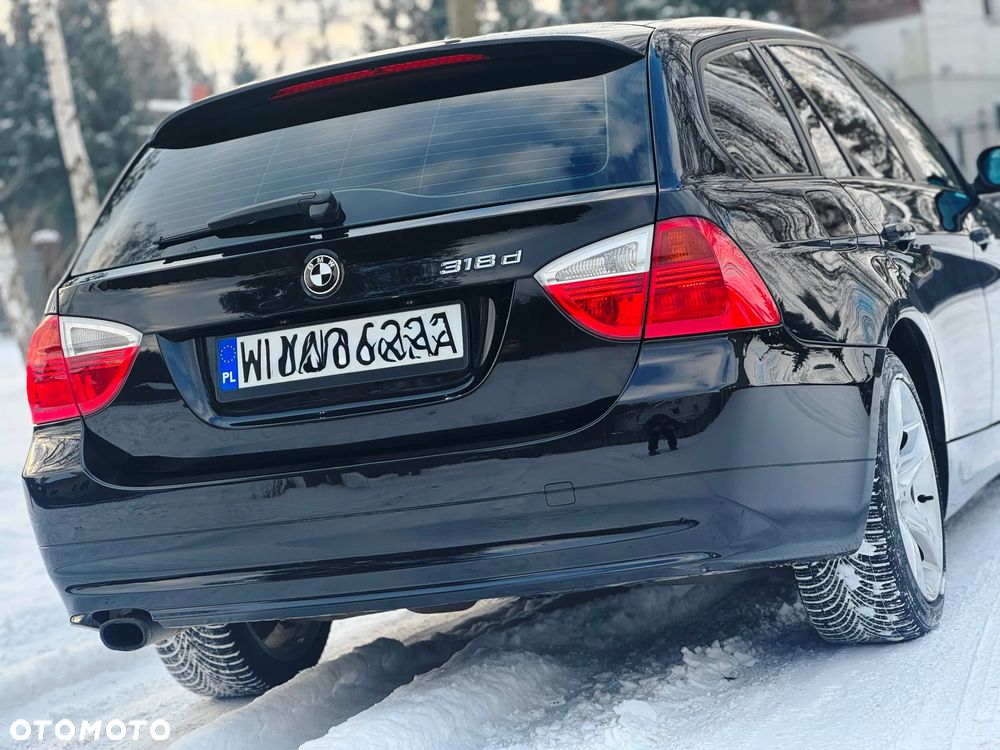 BMW Seria 3 318d DPF Edition Lifestyle - 14