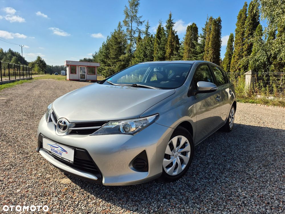 Toyota Auris 1.33 VVT-i Premium - 1