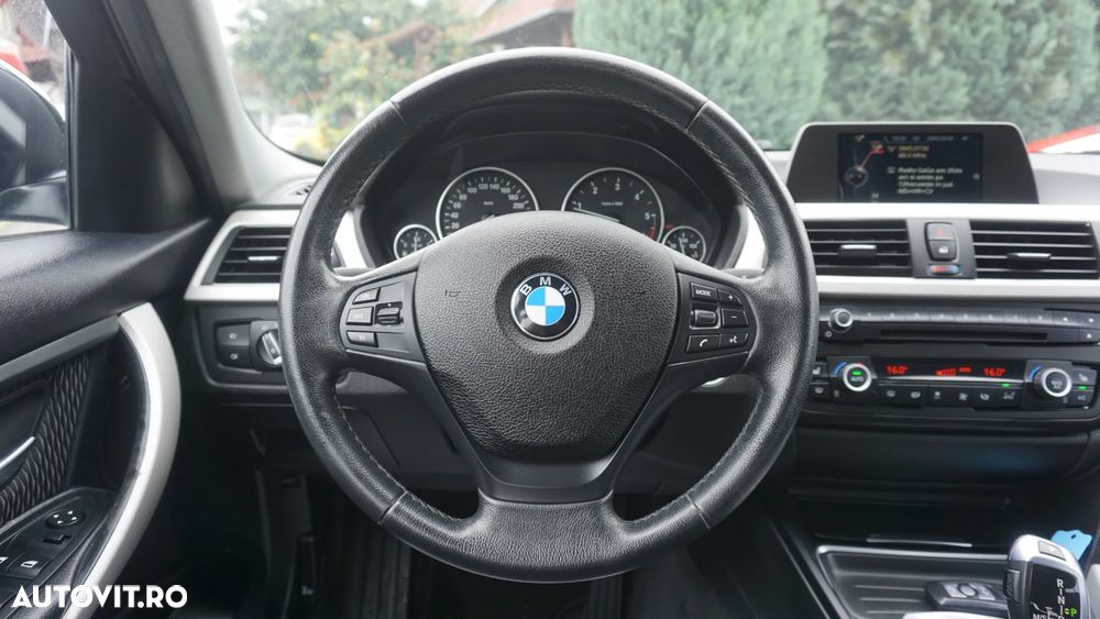 BMW Seria 3 318d Aut. Blue Performance - 17