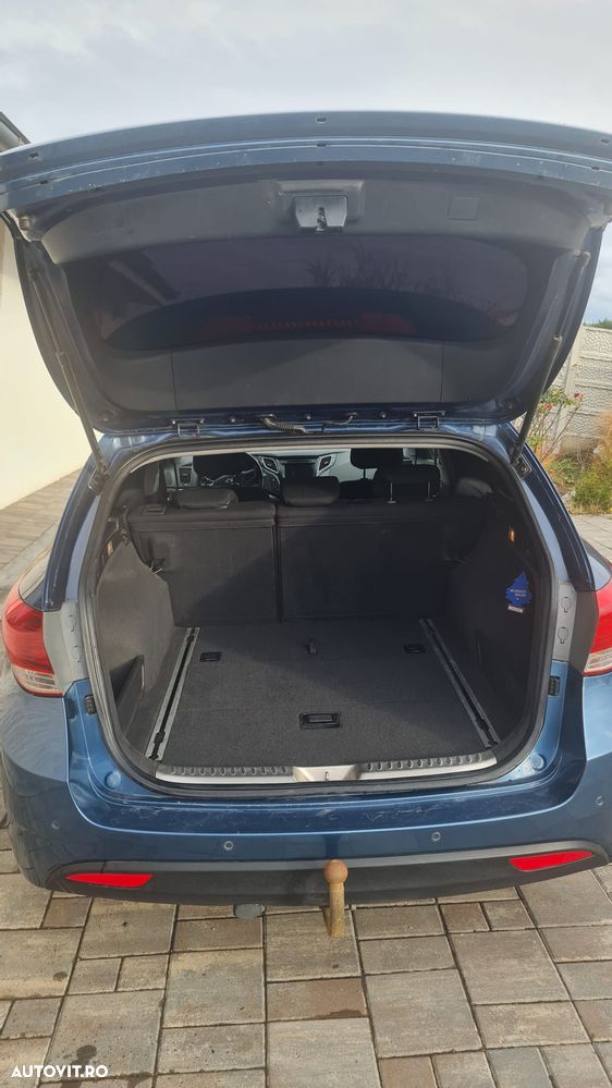 Hyundai i40 1.7 CRDI DPF Wagon Aut. Highway+ - 5