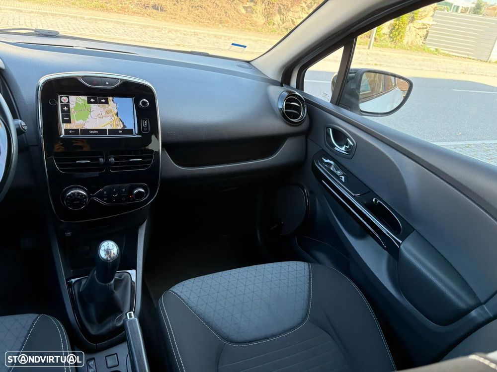 Renault Clio Sport Tourer 1.5 dCi Luxe - 19