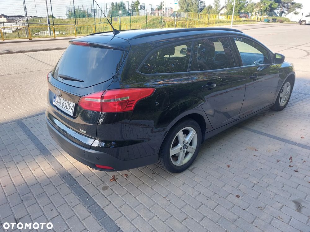 Ford Focus 1.0 EcoBoost Trend - 4