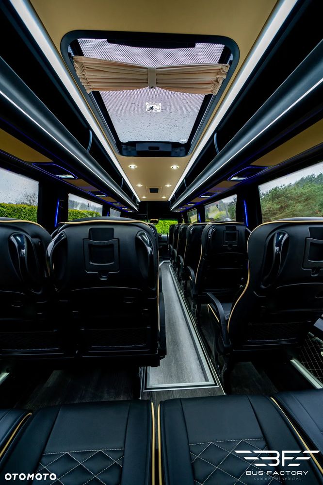 Mercedes-Benz Sprinter 519 BUS FACTORY Tourist Line 4x4 - 17