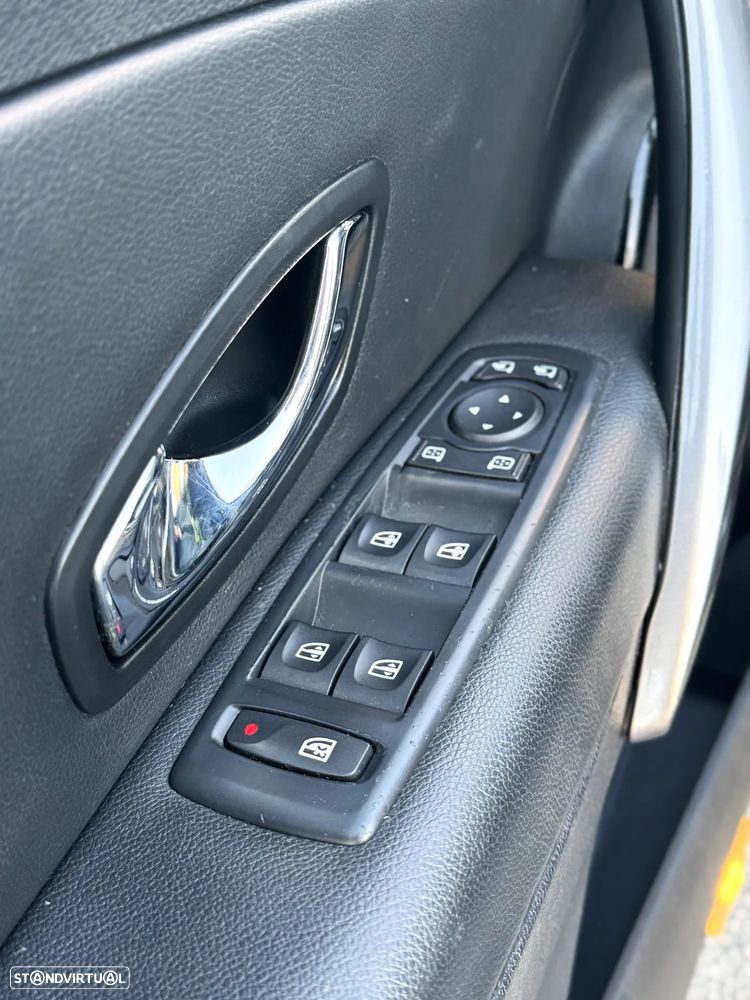 Renault Mégane Sport Tourer 1.5 dCi GT Line SS - 16