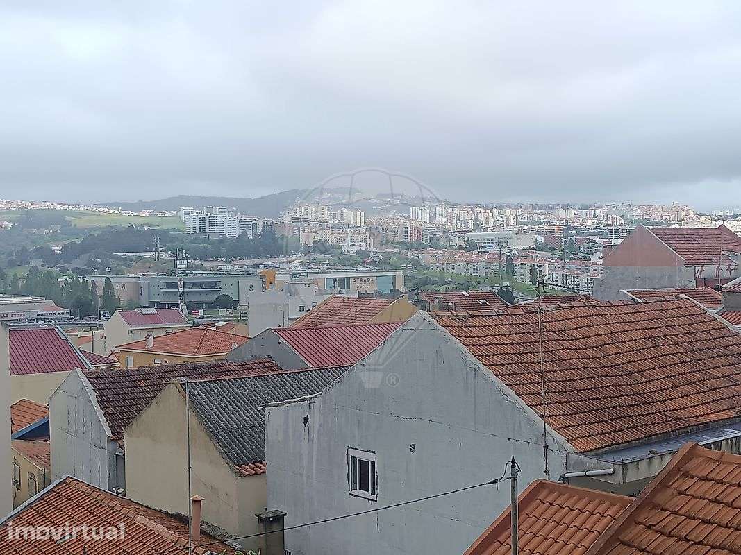 Moradia T12 para venda - Grande imagem: 2/15