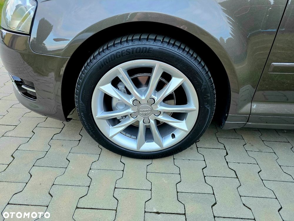 Audi A3 Sportback 2.0 TDI Ambiente - 29