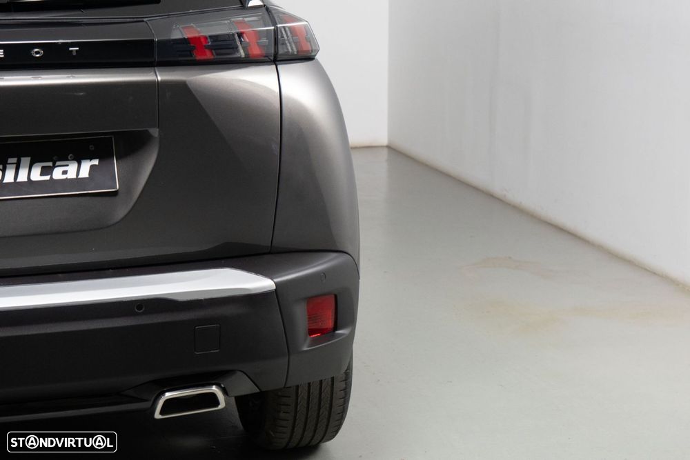 Peugeot 2008 1.2 PureTech Allure EAT8 - 17