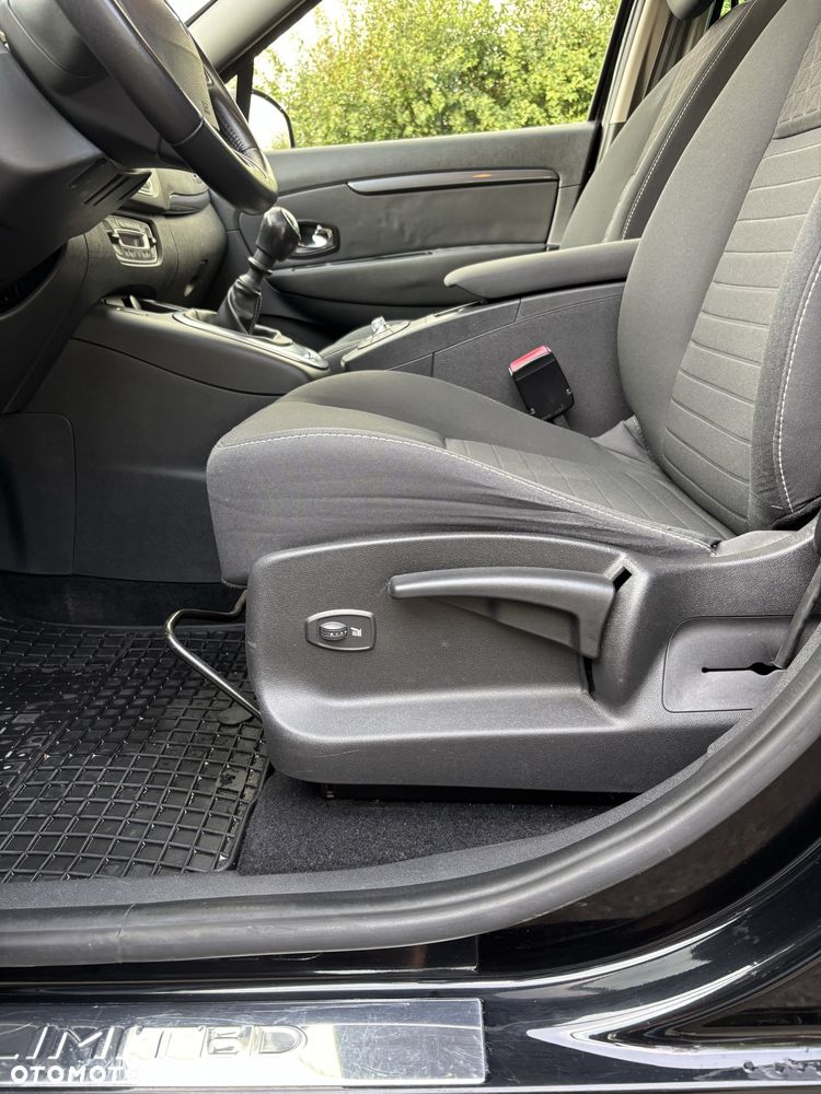 Renault Scenic - 9