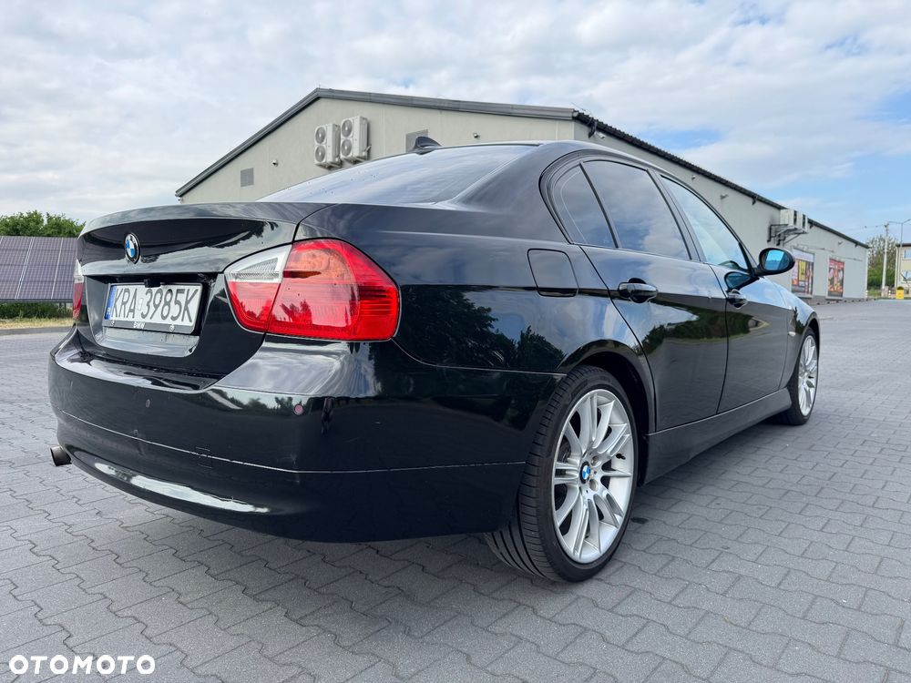 BMW Seria 3 320d - 4