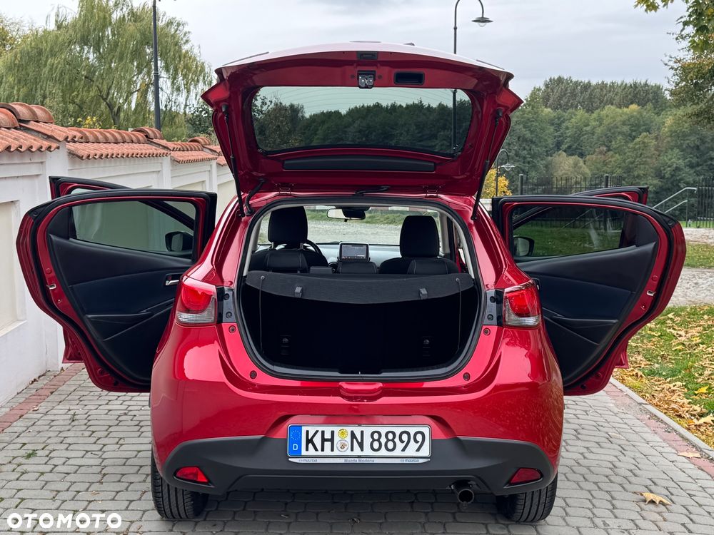 Mazda 2 - 24