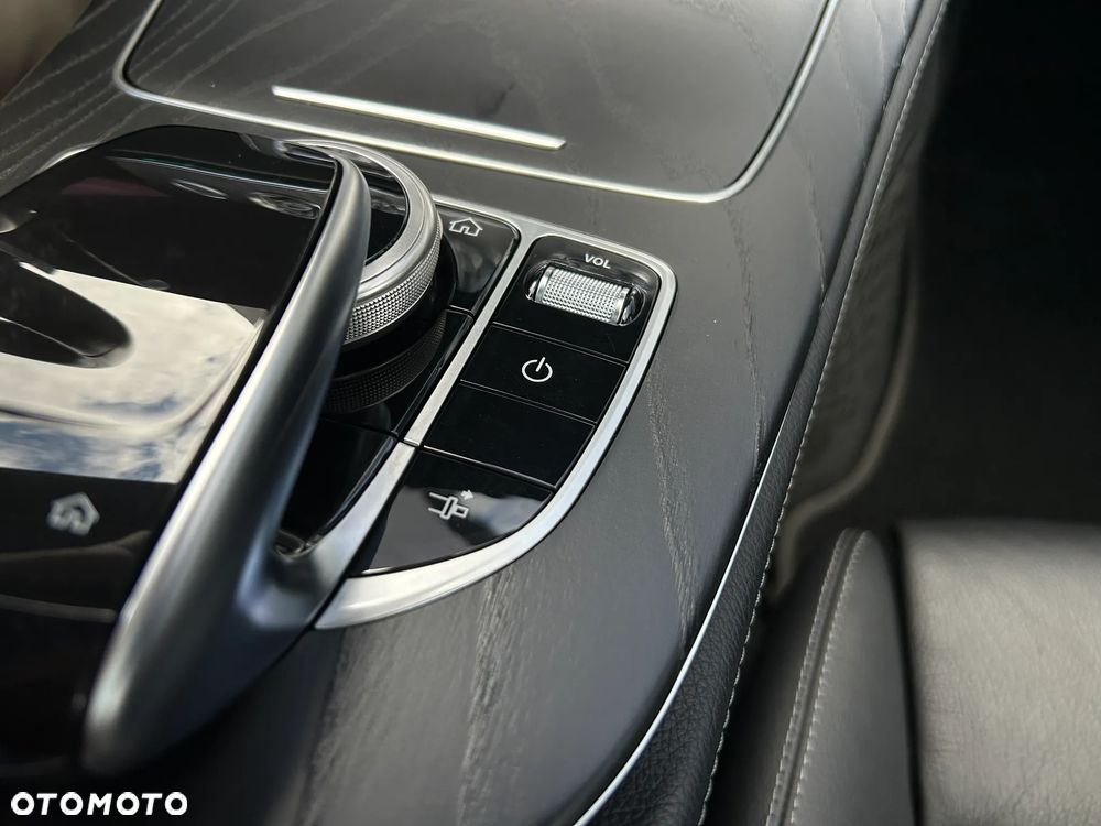 Mercedes-Benz Klasa E - 30