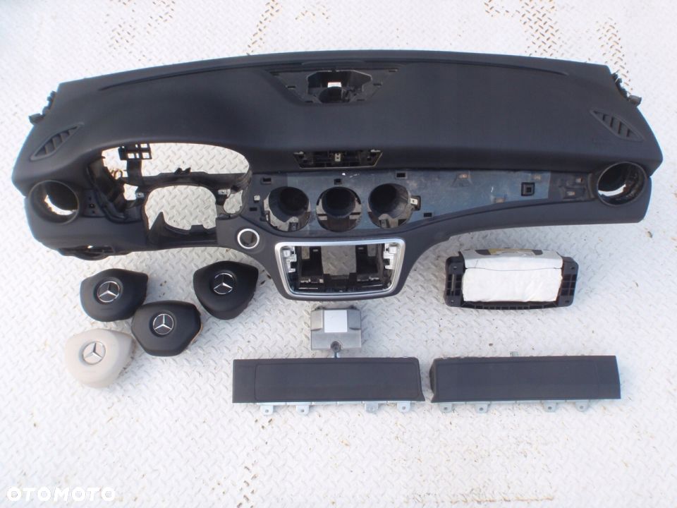 MERCEDES CLA W117 DESKA KONSOLA KOKPIT AIRBAG - 4