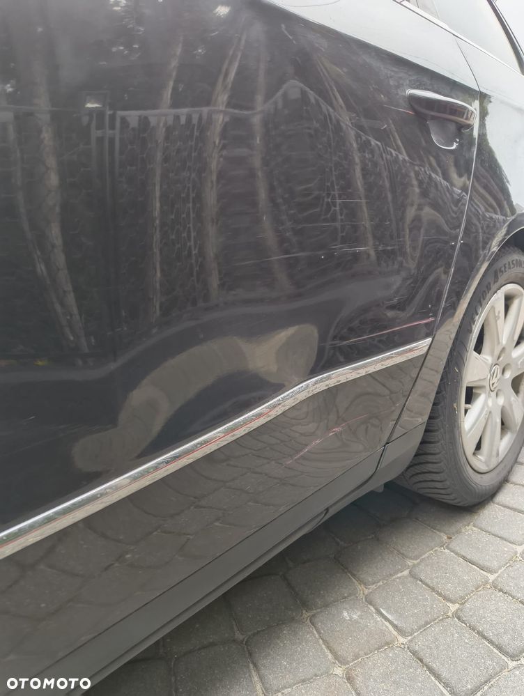 Volkswagen Passat - 15