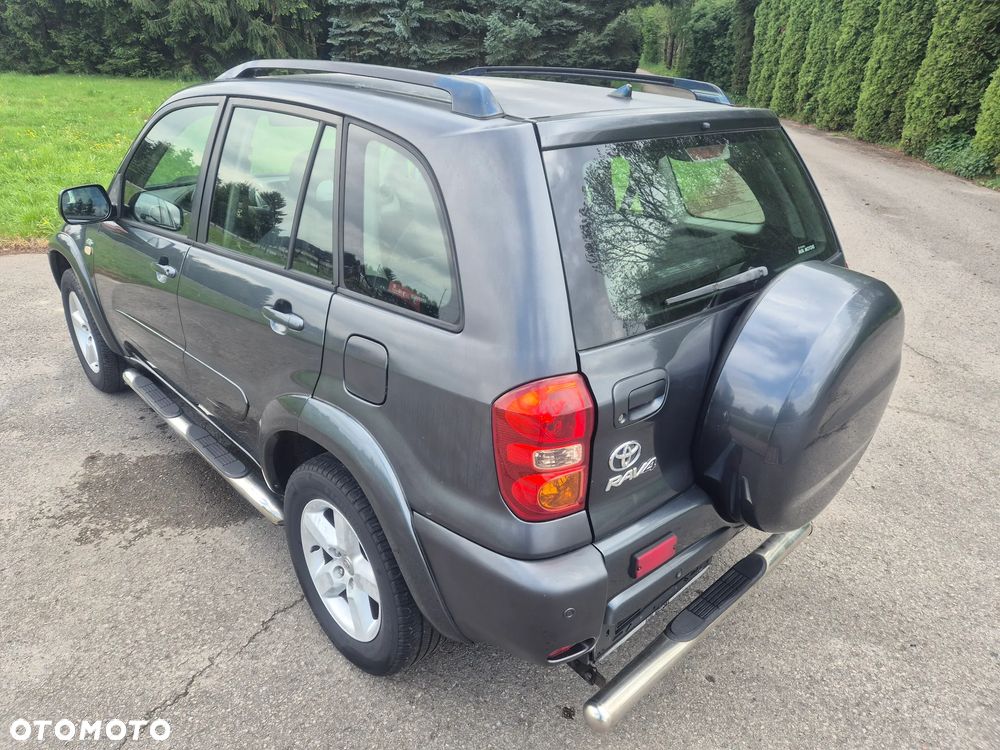 Toyota RAV4 D-4D 4x4 Sol - 5