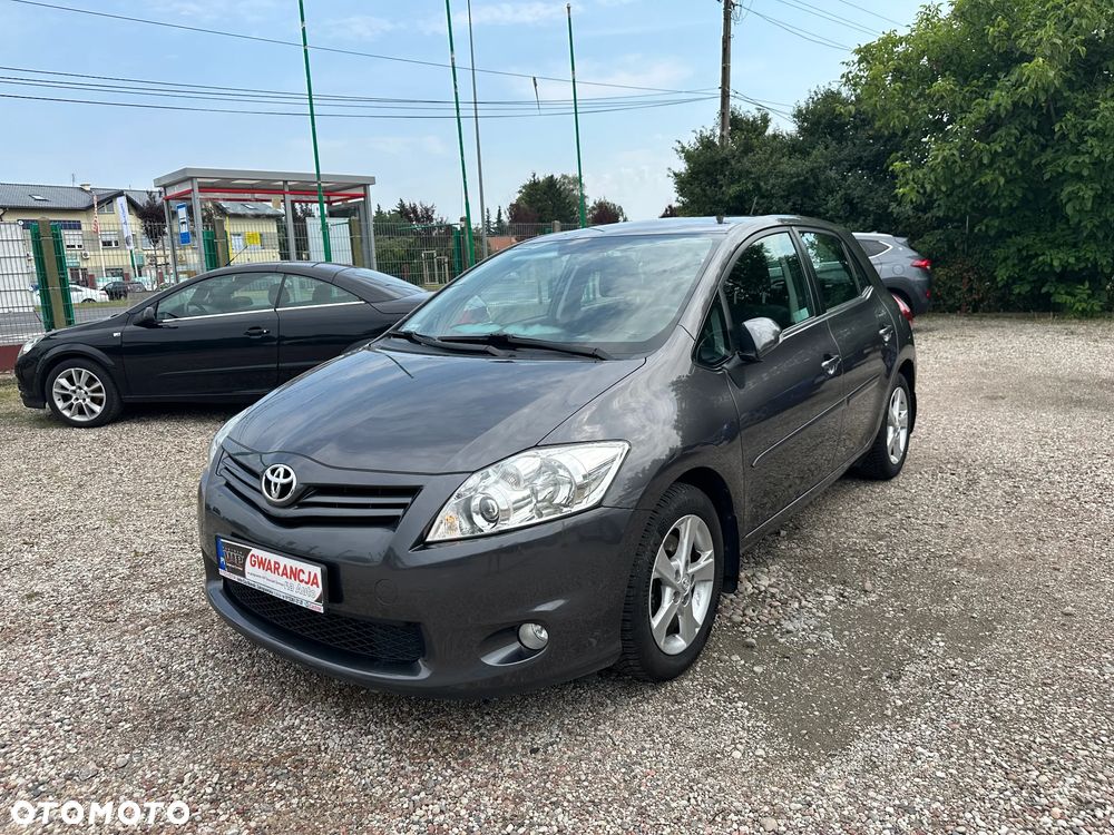 Toyota Auris - 4