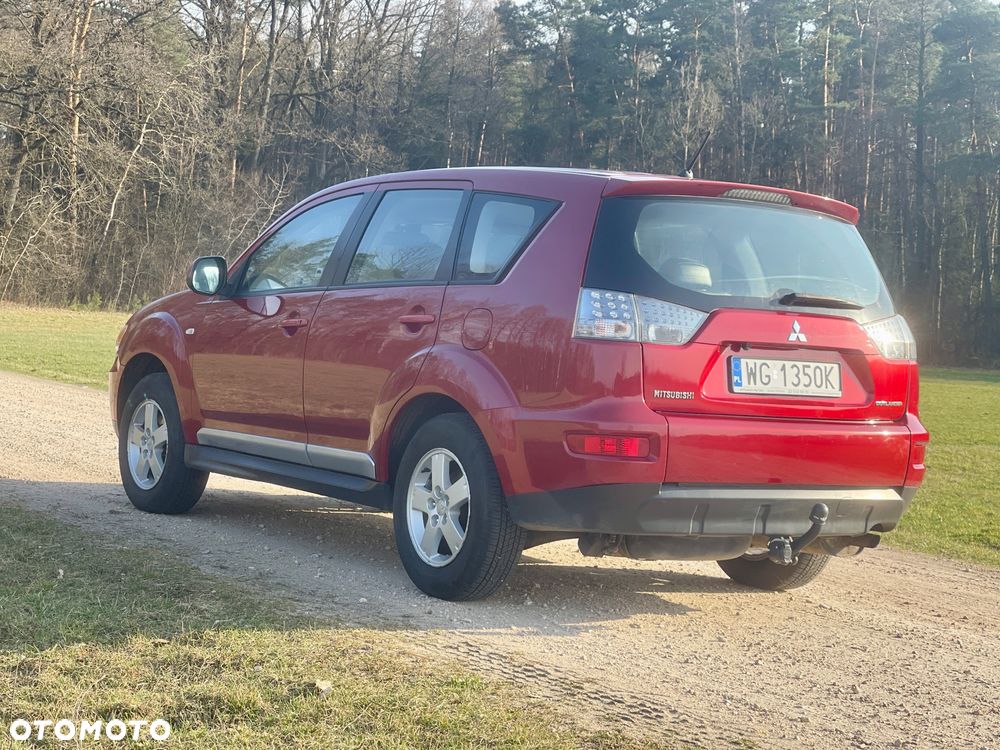 Mitsubishi Outlander 2.0 2WD Invite - 3