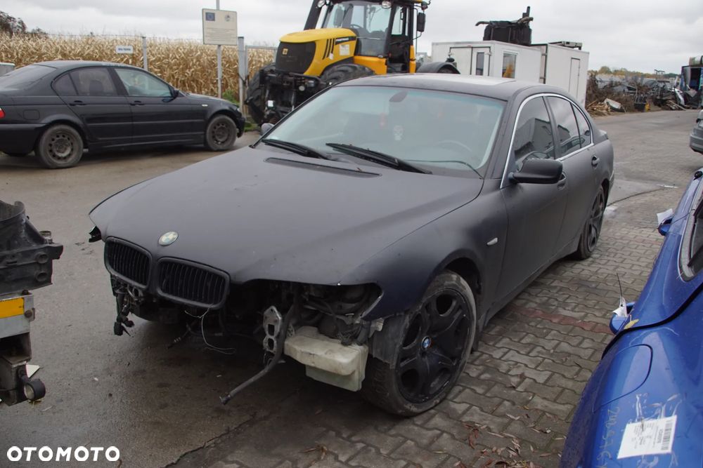 Auto na części - BMW E65 735i 3.6 V8 272 KM N62B36 GA6HP26Z 2002R Silnik Skrzynia Drzwi Maska Błotnik Zderzak Klapa Lampa Lusterko Szyba Deska Kokpit Sterownik Moduł Czujnik Licznik Panel Pokrętło iDrive - 7