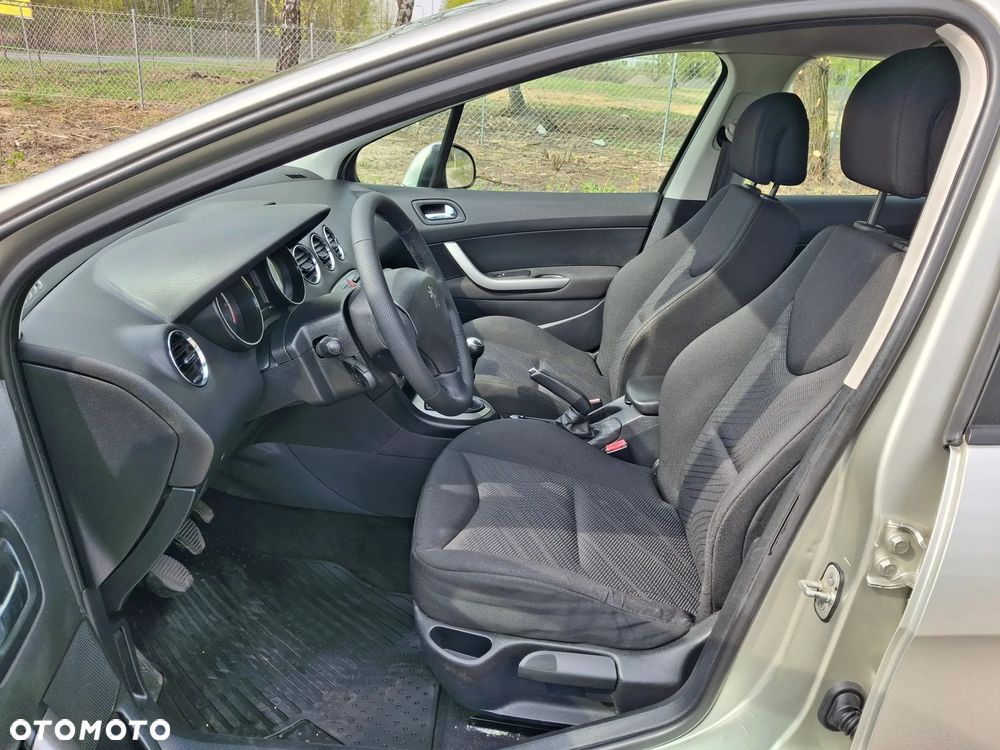 Peugeot 308 1.6 Trendy - 35
