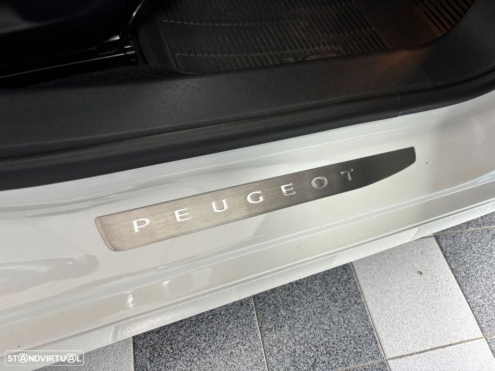 Peugeot 308 1.5 BlueHDi GT Line EAT8 - 33