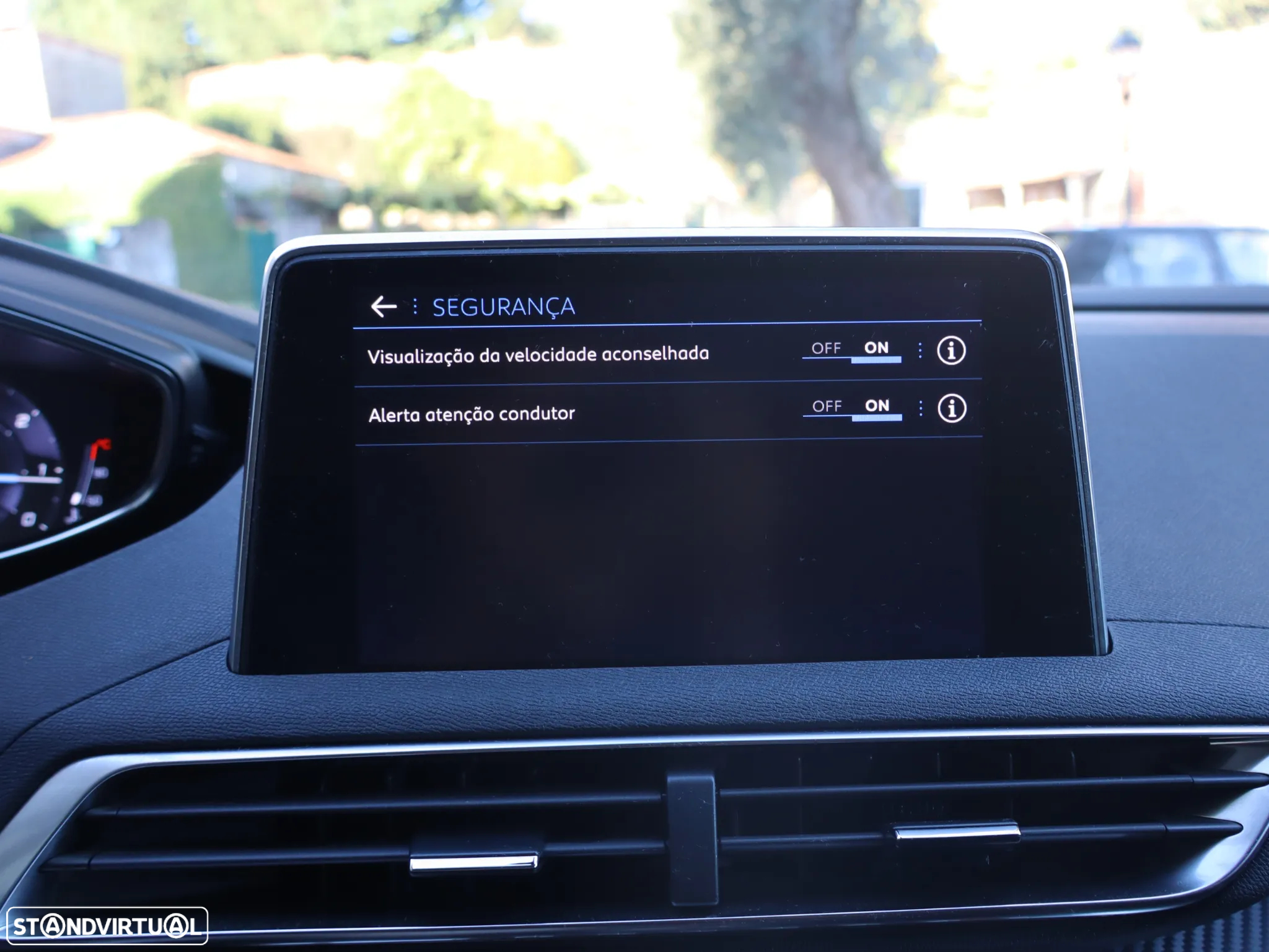 Peugeot 3008 1.5 BlueHDi Allure EAT8 - 22