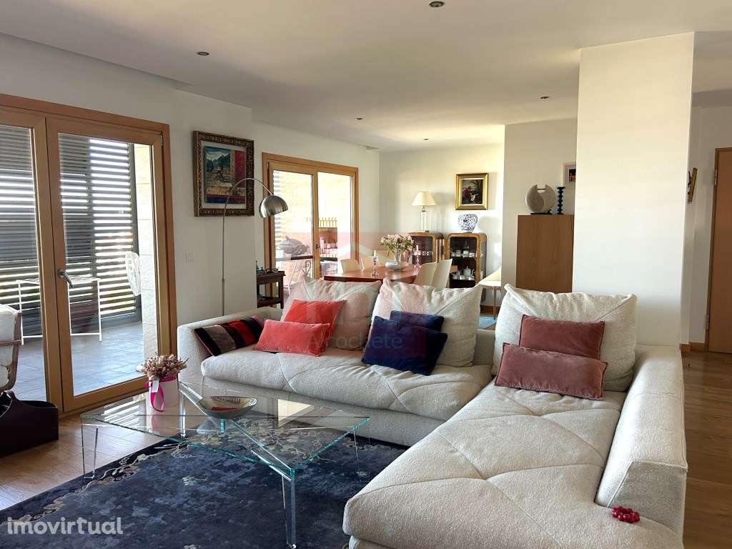 Apartamento Duplex T4 com vista Rio, Alcochete - Grande imagem: 4/44