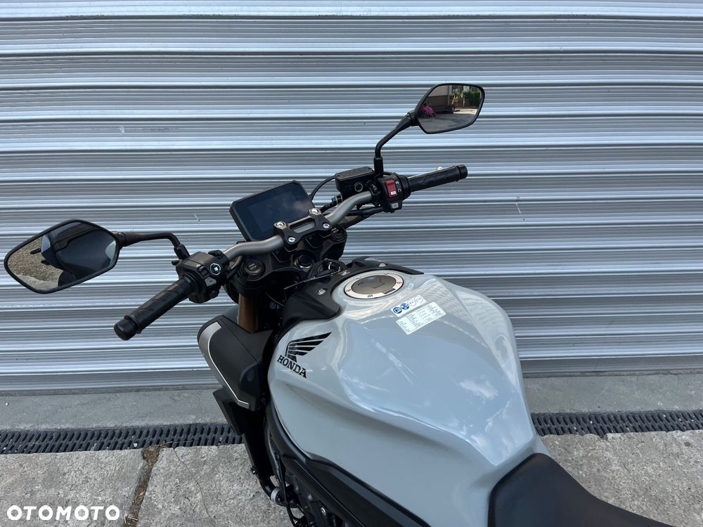 Honda CB - 14
