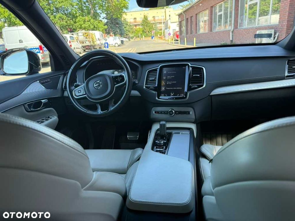 Volvo XC 90 - 6