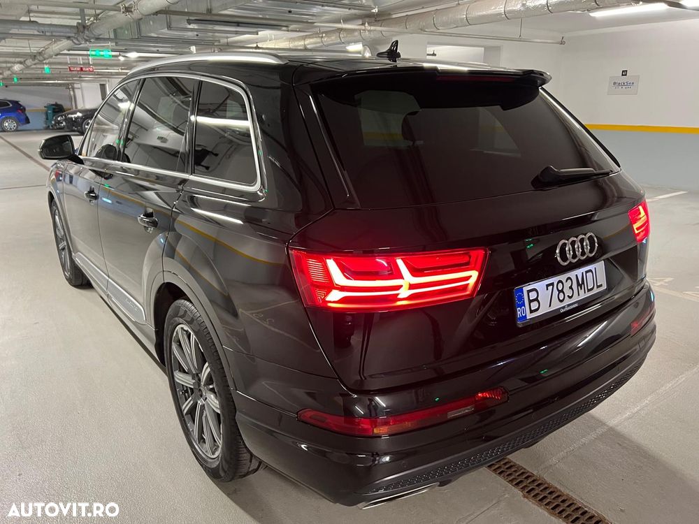 Audi Q7 - 7