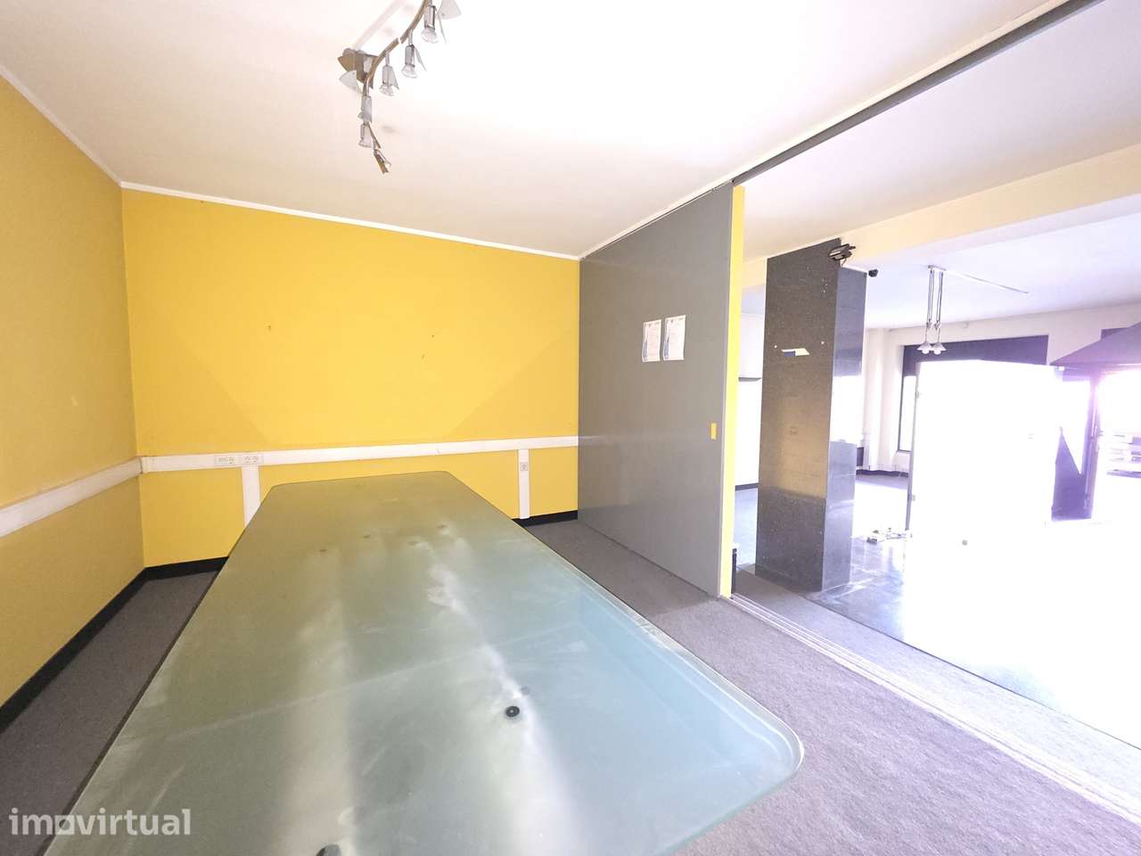 Loja p/ venda com cerca de 100m2, próxima do Bragaparque. - Grande imagem: 3/11