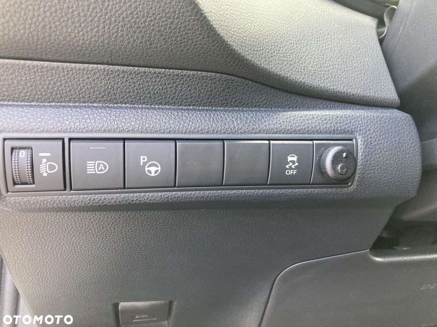 Toyota Corolla - 20