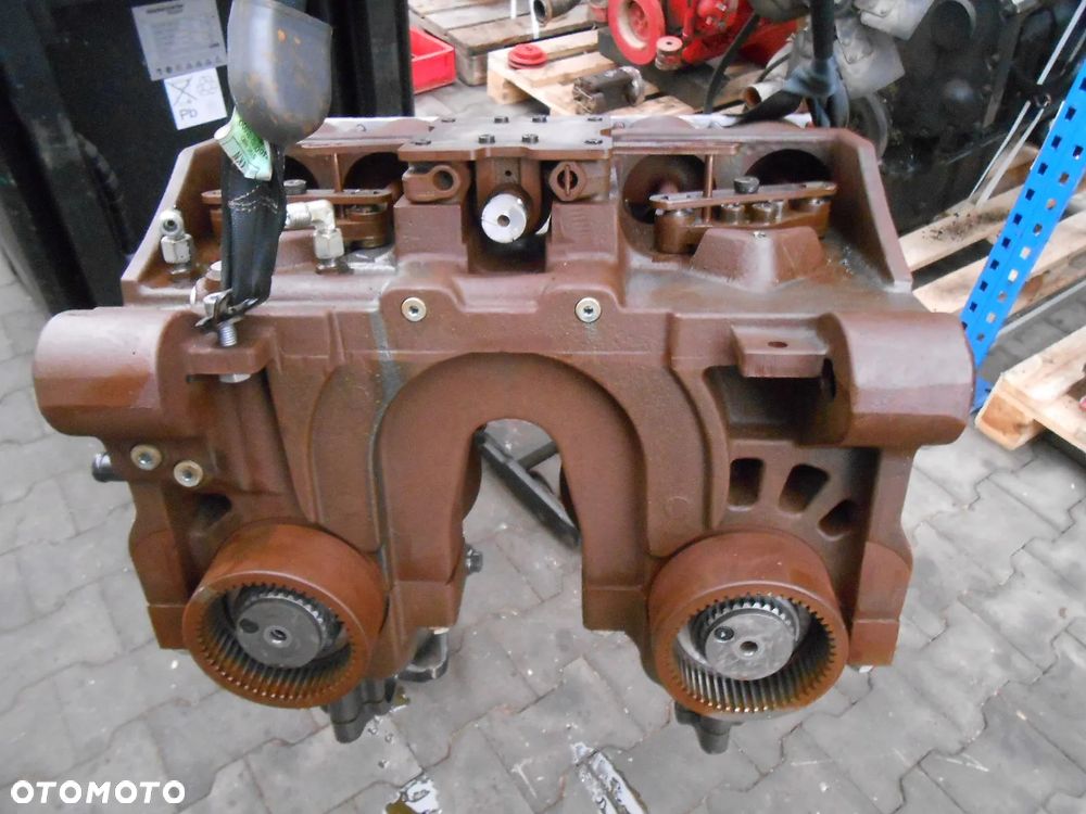 Przekładnia hydrauliczna skrzyni biegów C-Matic Claas Arion 650