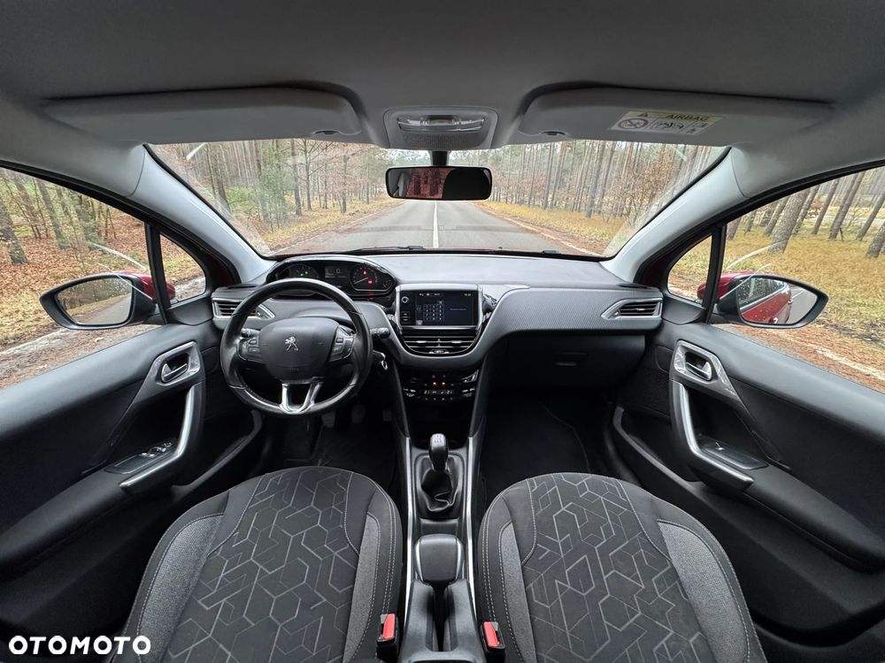 Peugeot 2008 1.2 Pure Tech Active S&S - 14