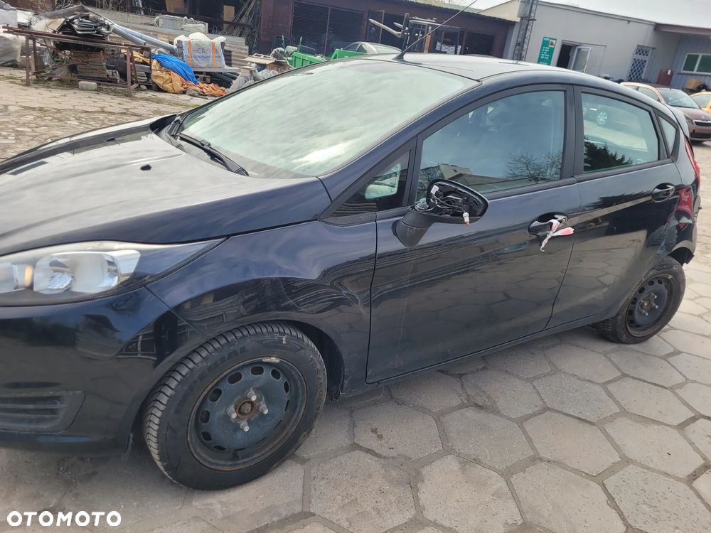 Ford Fiesta 1.6 TDCi Champions Edition - 16