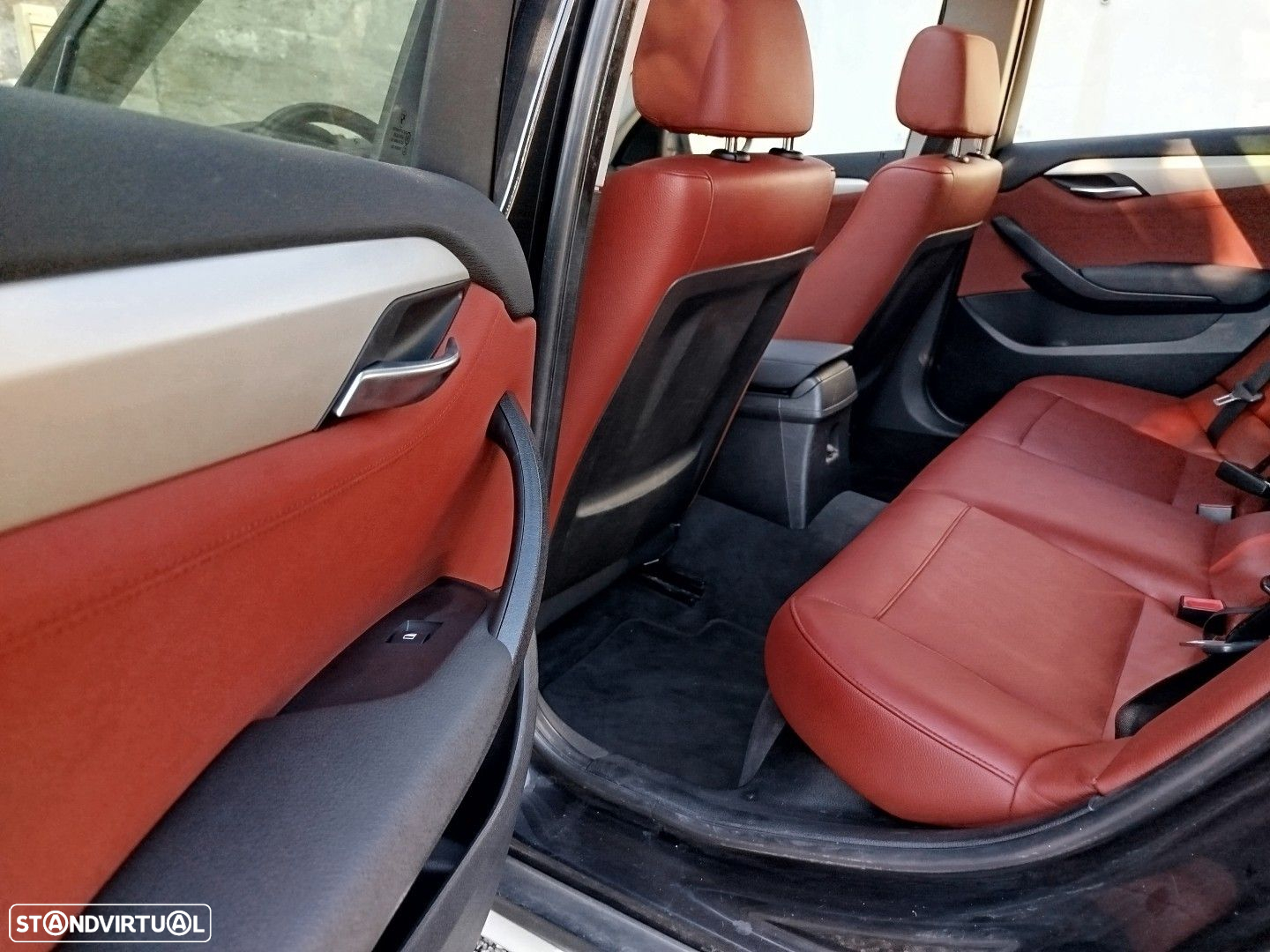 BMW X1 18 d sDrive - 21