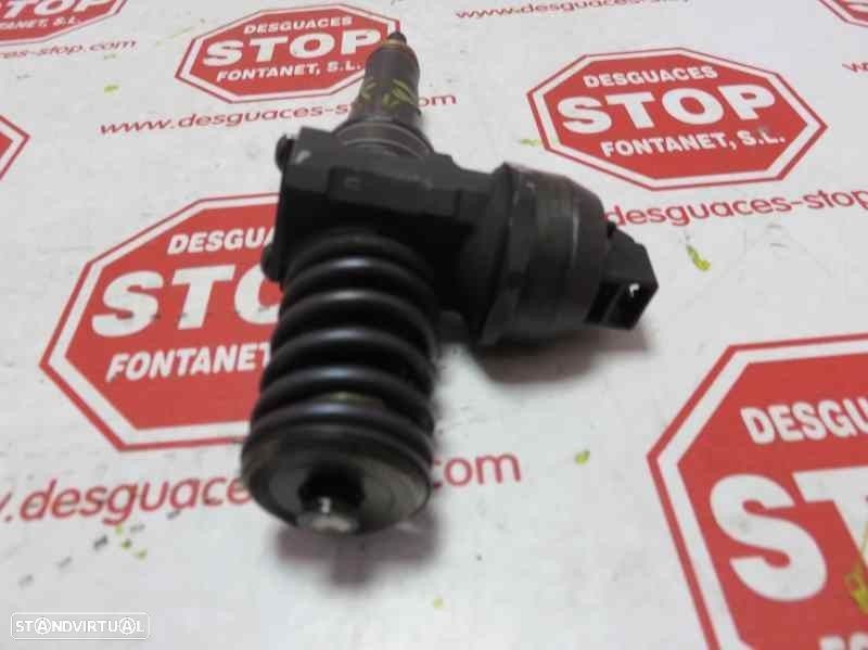 INJETOR SEAT LEON 2003 -038130073AL - 4