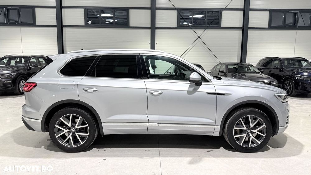 Volkswagen Touareg V6 TSI eHybrid PHEV Elegance - 16