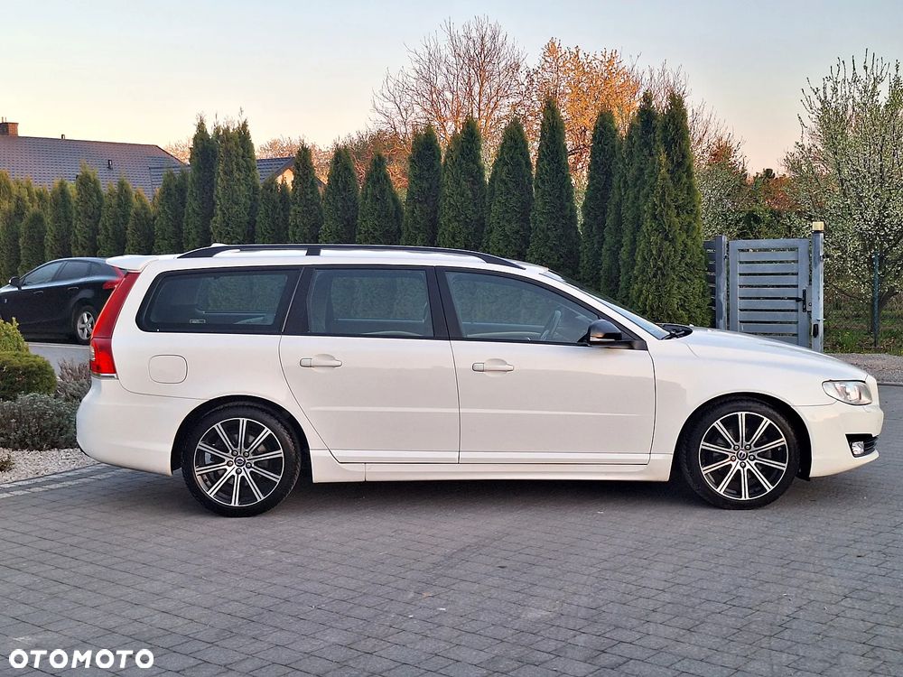 Volvo V70 T4 Momentum - 4