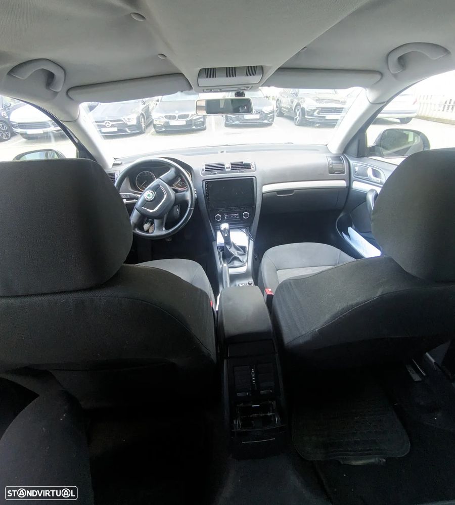 Skoda Octavia Break 1.6 TDi Ambiente - 12