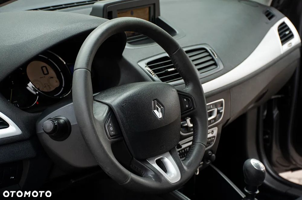 Renault Megane TCe 180 Dynamique - 28