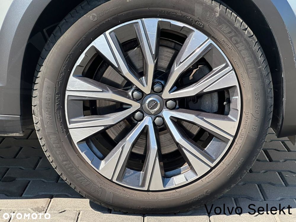 Volvo V90 Cross Country - 18