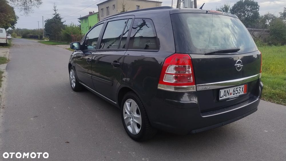 Opel Zafira 1.8 Cosmo EU5 - 5