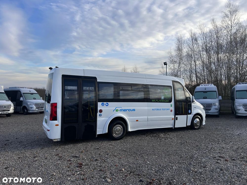 Mercedes-Benz eSprinter CITY - 6