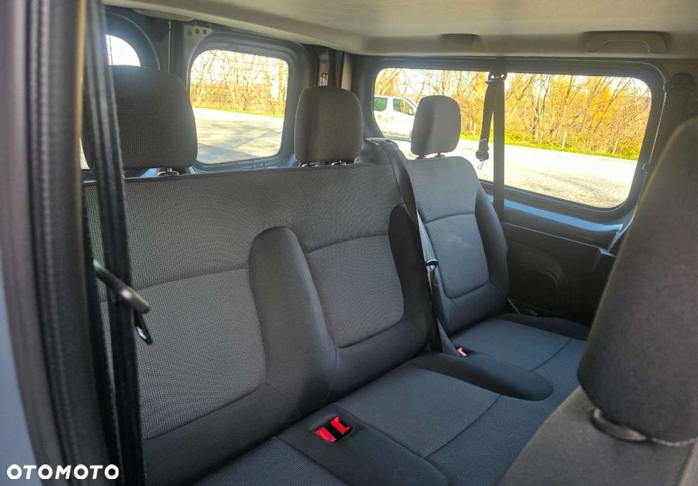 Renault Trafic - 26